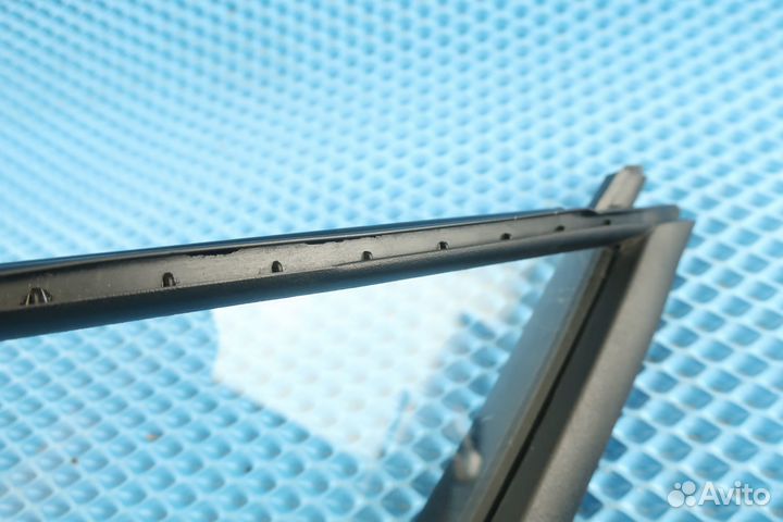 Форточка двери передняя правая Daewoo Matiz