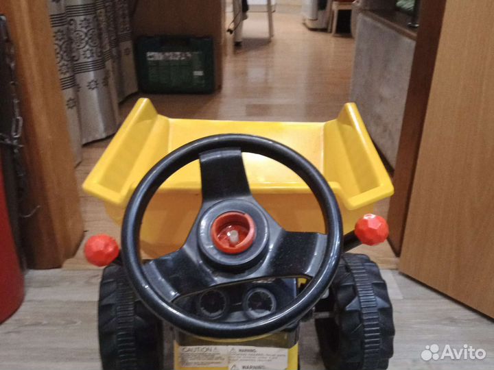 Детская машина погрузчик на педалях