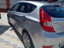 Hyundai Solaris 1.4 MT, 2013, 233 500 км, с пробегом, цена 835 000 руб.