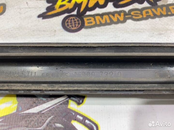 Молдинг на дверь передний правый Bmw 3 E36 sedan