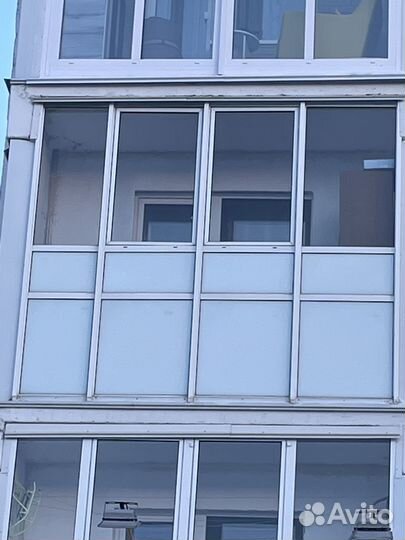 Продам балконный блок без двери и окно лоджии