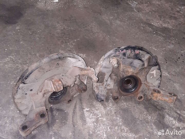 Поворотный кулак nissan maxima a32