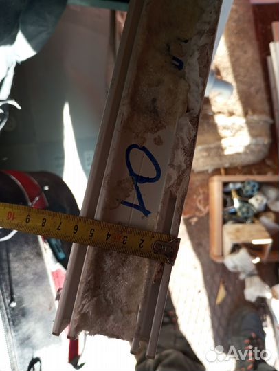 Зимний холодильник под окном