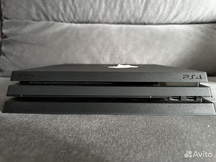 Sony playstation 4 pro 1tb