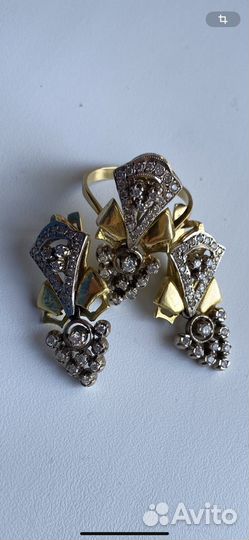 Золотой комплект с бриллиантами 750проба