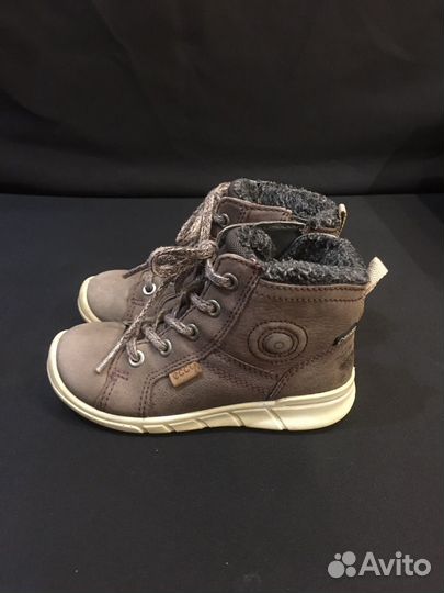 Ботинки демисезонные для девочки 26 размер
