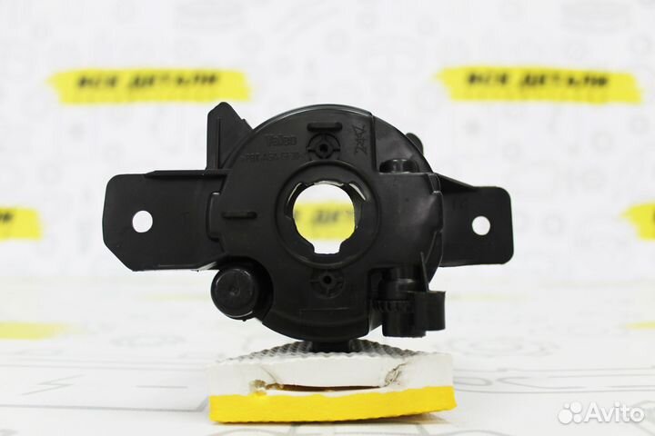 Фара противотуманная Nissan