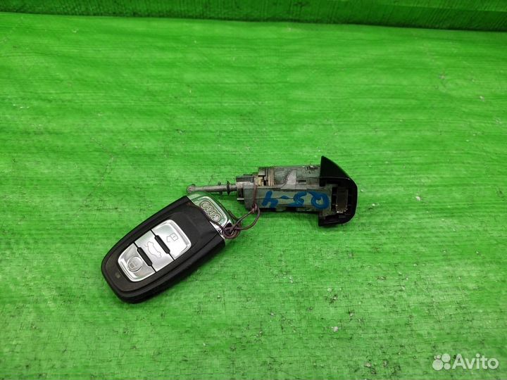 Ключ зажигания + личинка двери Audi Q5 2008-2017