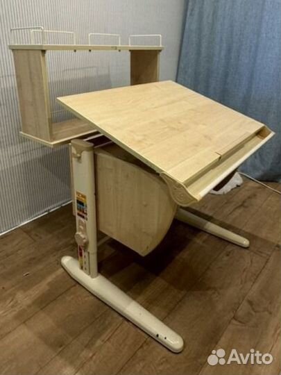 Школьная парта и стул дэми