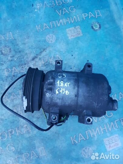 Компрессор кондиционера Volkswagen b5. 8D0260805D