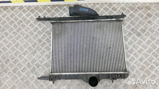 Радиатор интеркуллера mitsubishi carisma (97K18KC0