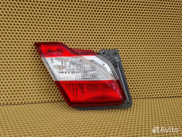 Фонарь в крышку багажника задний левый Infiniti