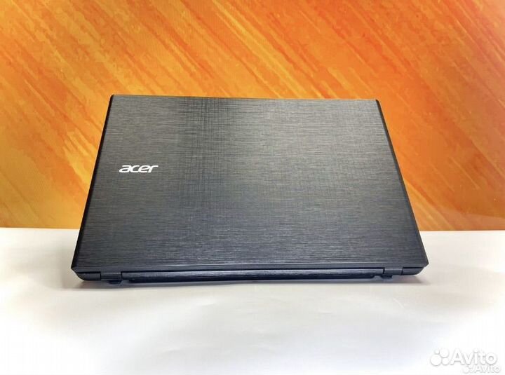 Acer extensa 2520