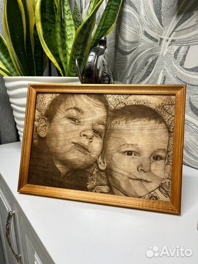 Выжигание фото на фанере, гравировка на коже