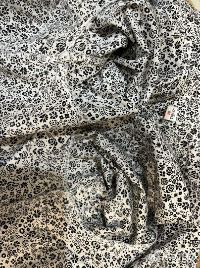 Пакет фирменных женских вещей