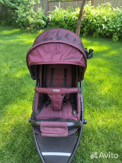 Прогулочная коляска