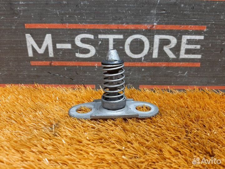 Замок капота Bmw 3-Series E46 M52B25(256S4) 1998