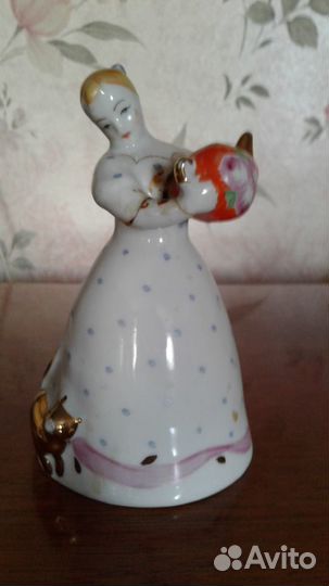 Фарфоровая статуэтка СССР