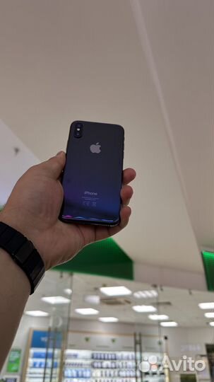 iPhone X, 64 ГБ