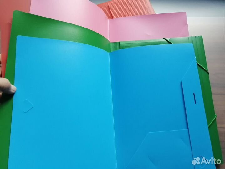 Канцелярские: папки, блоки листов, ручки и др нов