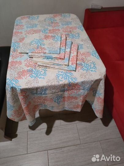 Скатерть и полотенце