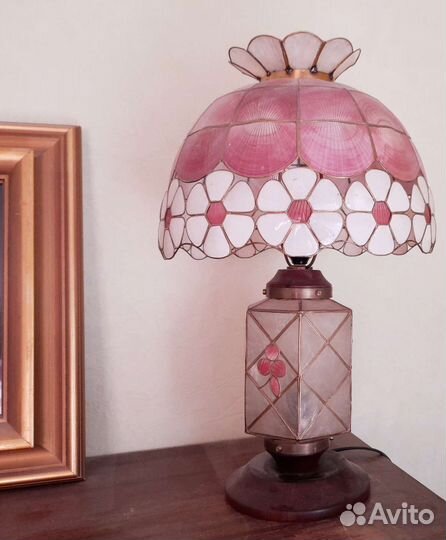 Лампа настольная