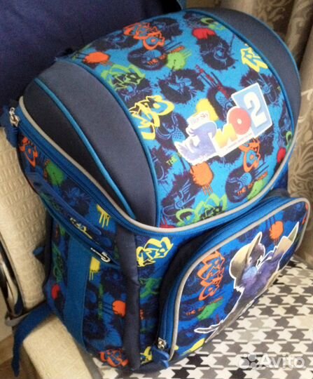 Ранец школьный в отличном состоянии