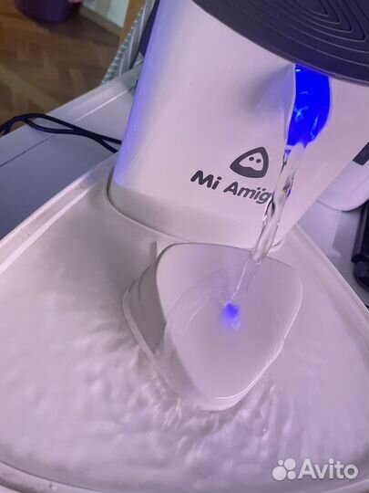 Фонтан поилка для кошек