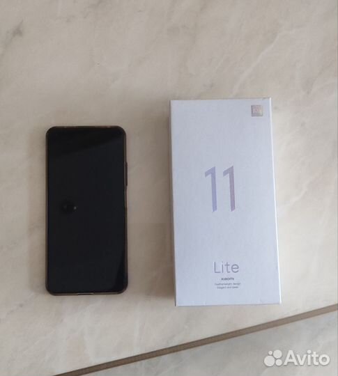 Xiaomi Mi 11 Lite, 6/128 ГБ