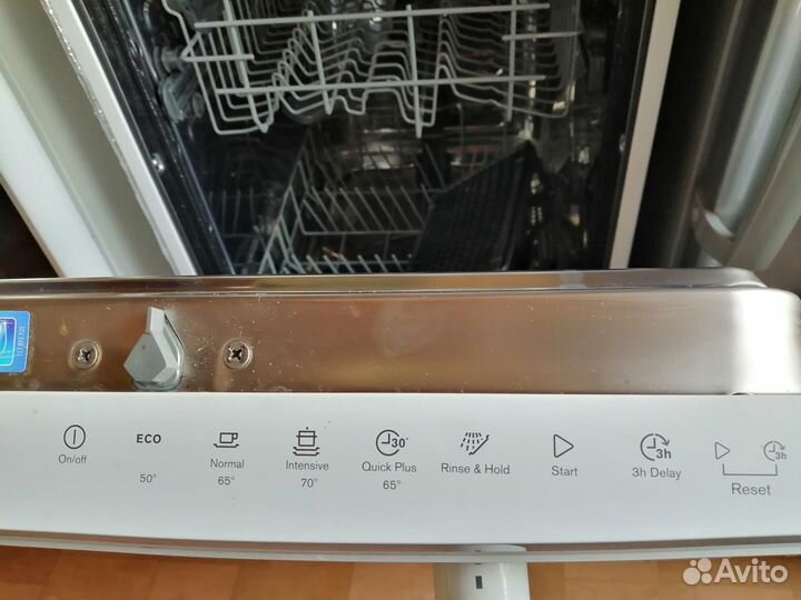 Посудомоечная машина Electrolux