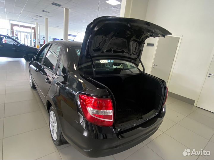LADA Granta, 2023