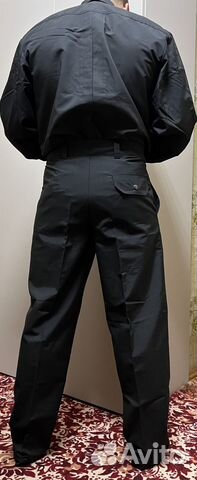 Черная форма охранника