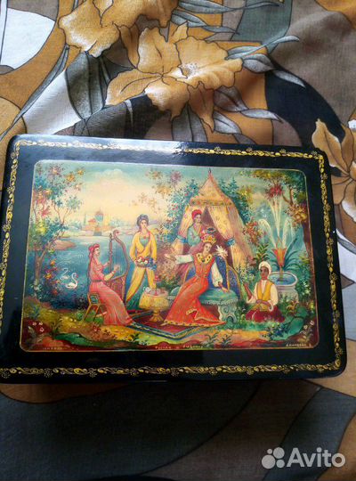 Антикварные шкатулки холуй и мстера