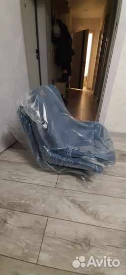 Стулья кухонные мягкие новые