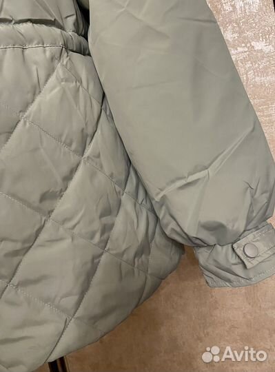 Новая куртка весна 42-44