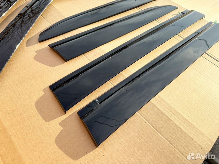 Toyota Land Cruiser Prado 250 ветровики, дефлектор