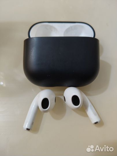 Беспроводные наушники apple airpods 3