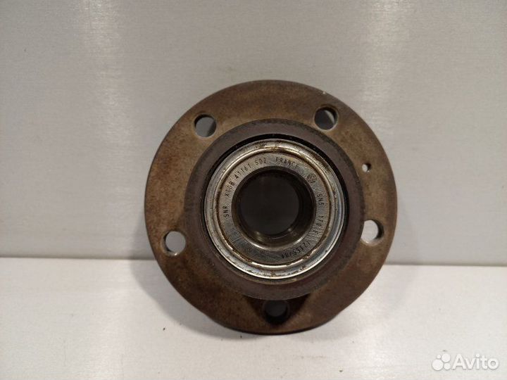 Ступица задняя левая Volkswagen Golf Plus CAX 2013