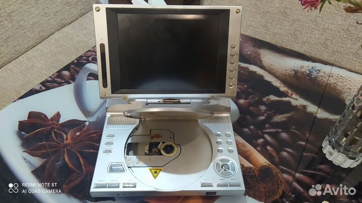Портативный видеопроигрыватель