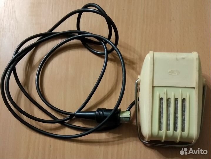 Микрофон ретро