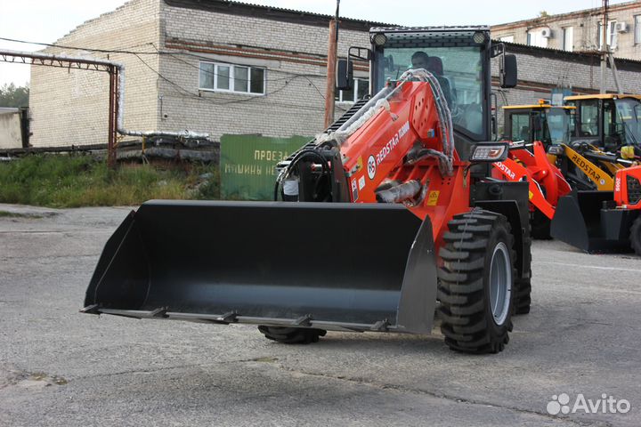 Телескопический погрузчик Redstar TL3000, 2023