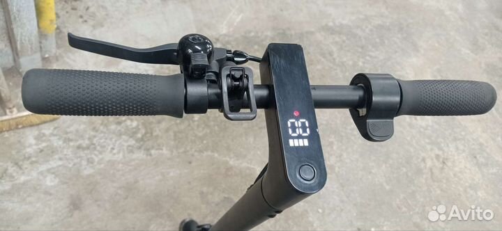 Электросамокат hiper triumph m88