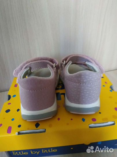 Босоножки для девочки