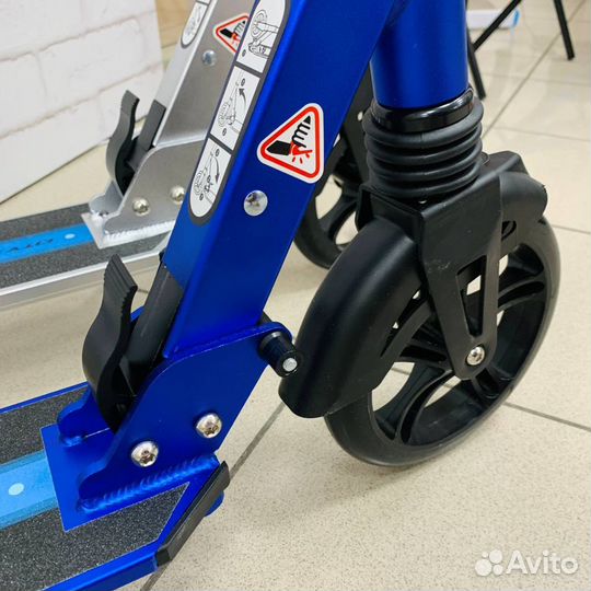 Самокат взрослый 2х колесный Scooter