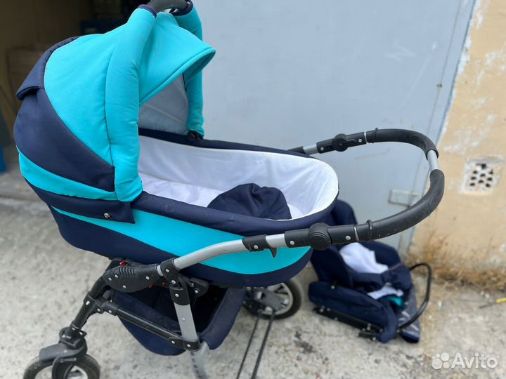 Продам коляску 5000