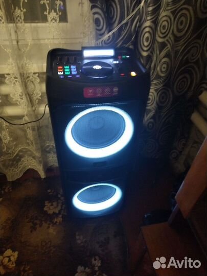 Блютуз колонка