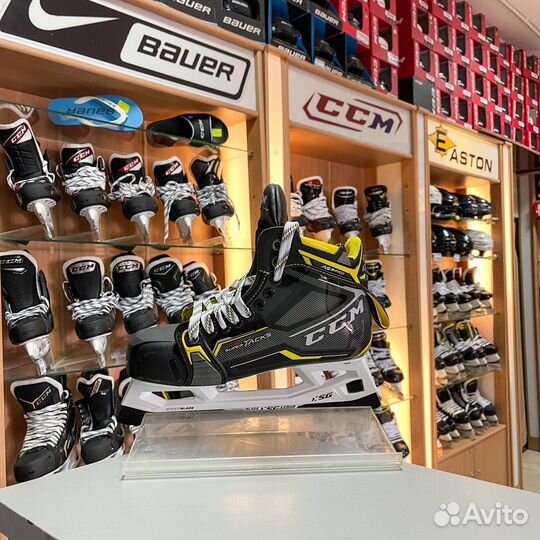 Коньки вратаря ccm supertacks as3 pro sr