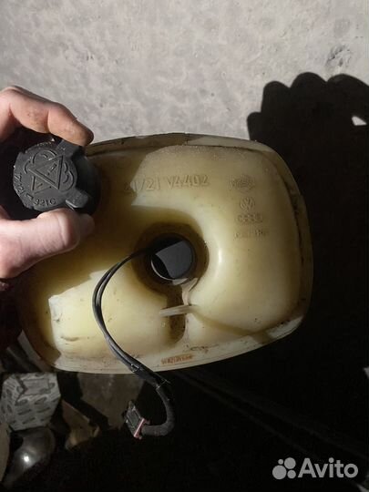 Расширительный бачок фольксваген сантана