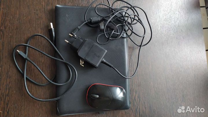 Нетбук asus eee pc