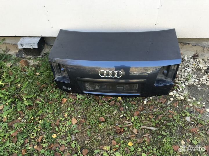 Крышка багажника А8 D3 2003